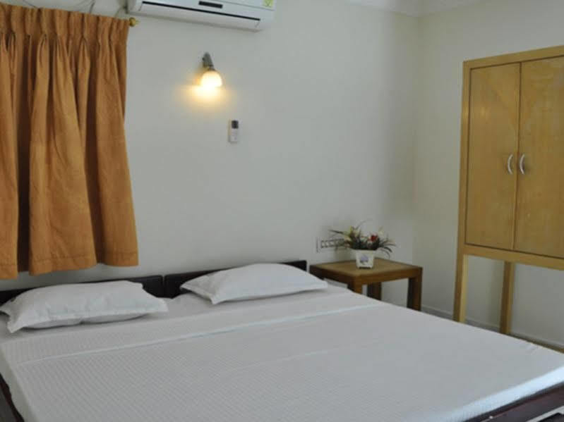 Hotel Shaans Tiruchirappalli Exterior photo